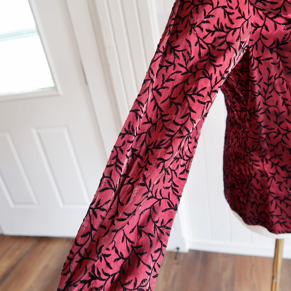 Womens Red Metallic Velvet Flocked Top Large Dark Fairy Whimsigoth Devilcore Y2K - Picture 3 of 6